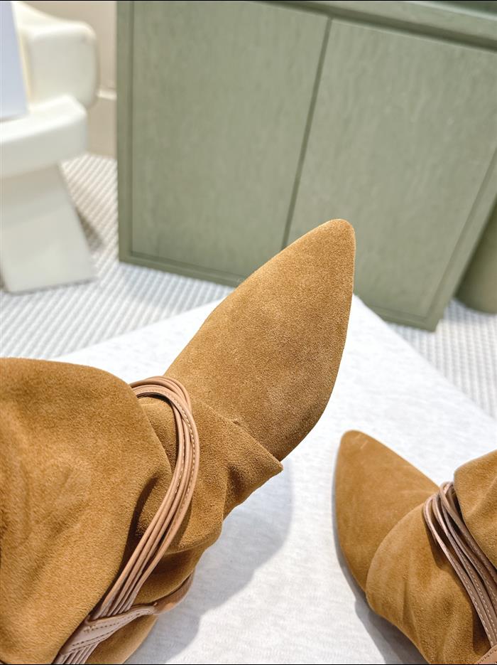 20251128172933905 440